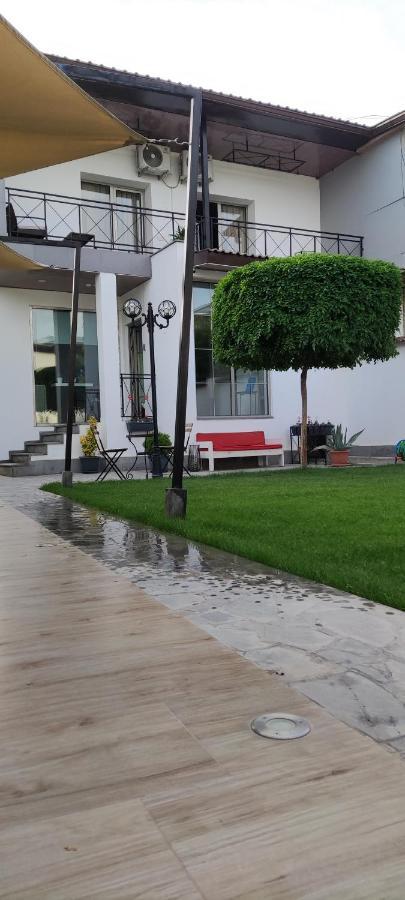 Garden Lounge Hotel Yerevan Exterior photo